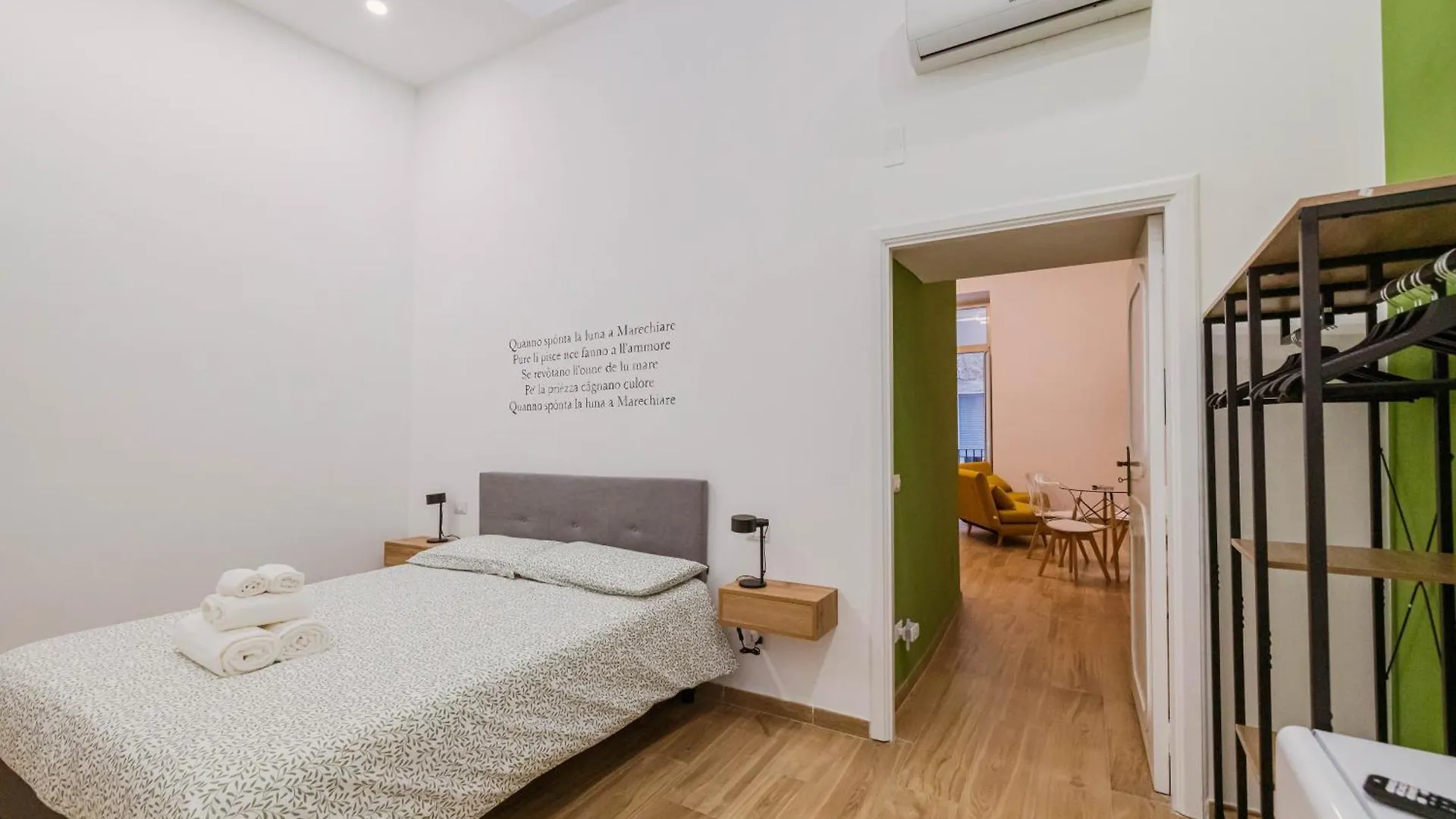 Apartment Le Stanze Del Poeta Salvatore Di Giacomo Naples
